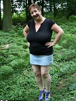 KinkyCarol-In The Woods Pictures