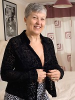 Curvy British housewife getting very frisky