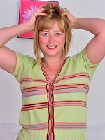 Curvy British housewife getting very frisky